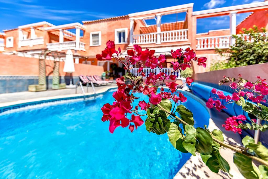 Villa In Los Cristianosロスクリスティアーノス エクステリア 写真